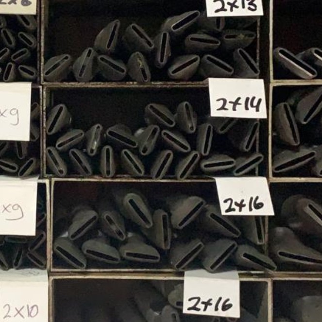 Plong Pembolong Kulit Oval 2mm x 14mm