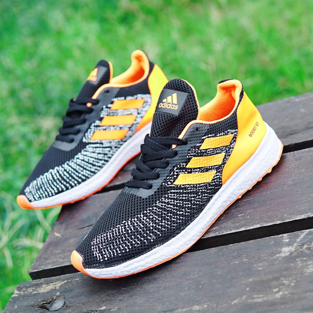 BEST SELLER  SEPATU ADIDAS ULTRABOOST MARATHON SPORT CASUAL RUNNING TENIS PREMIUM HIGH QUALITY MURAH