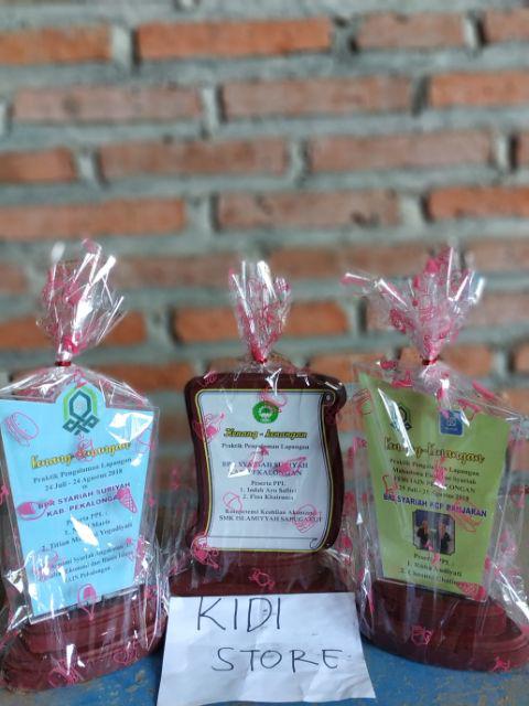 Plakat Vandel Kayu Murah Minimalis