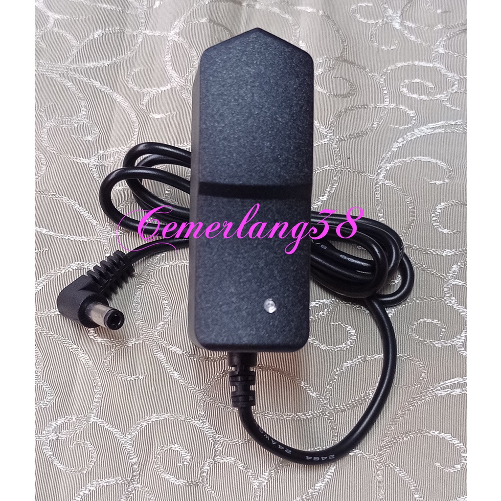 AC ke DC Adaptor 5V 2A BK Switching Adapter Charger 5 V 2 A 10 W Power Supply 5 Volt 2 Amper 10 Watt