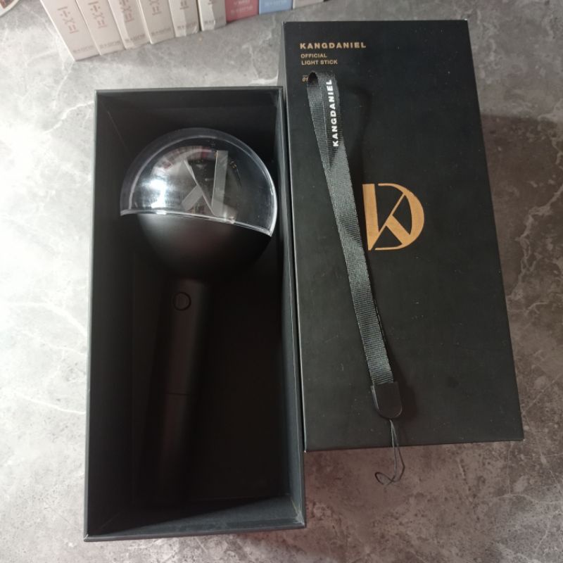 OFFICIAL LIGHTSTICK KANG DANIEL / LIGHTSTICK  OFFICIAL POUCH KANG DANIEL