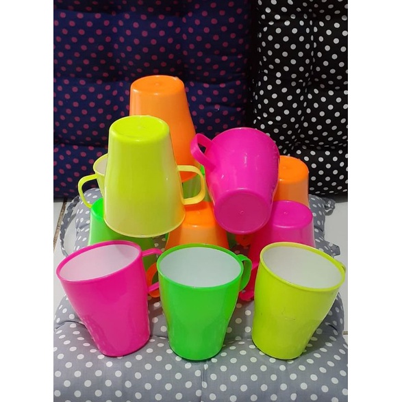gelas bir plastik/gelas minum