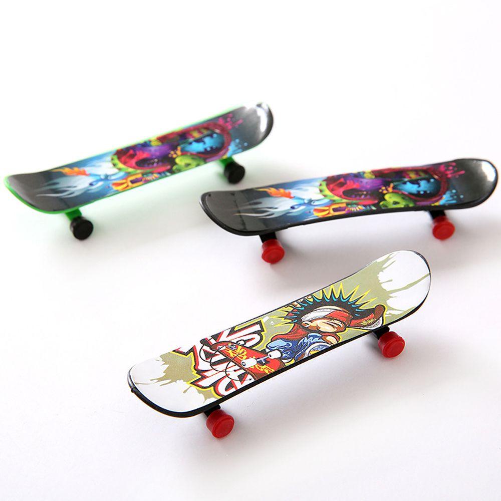 [Elegan] Jari Skateboard Mainan Simulasi Inovatif Pesta Nikmat Model Skateboard Jari Mainan Anak Hadiah Skate Truk