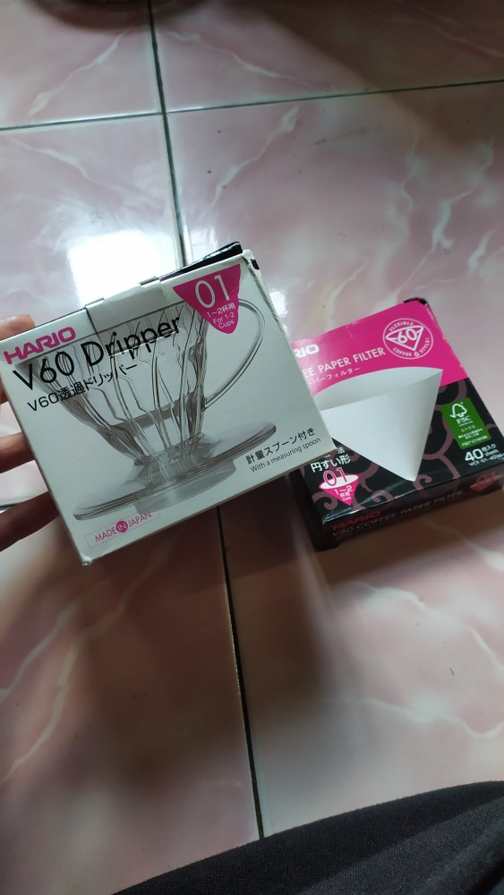 Paket Hario V60 + Paper Filter (isi 40)