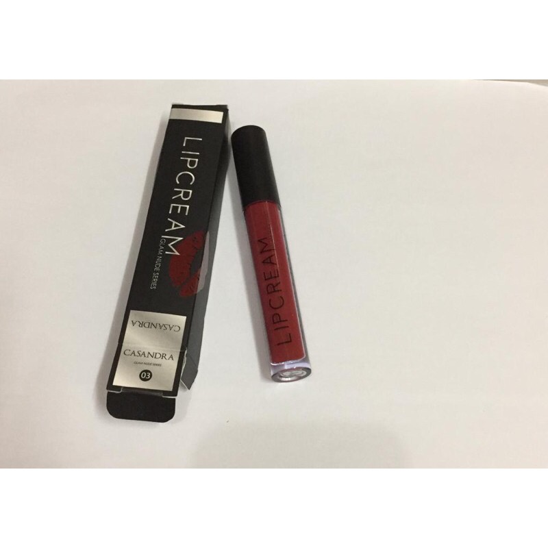LIPCREAM CASANDRA 03