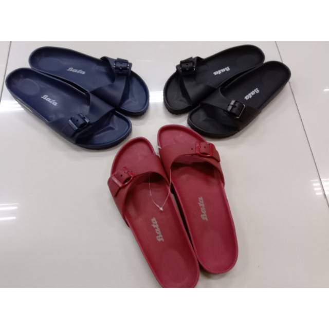 Sandal karet produk bata