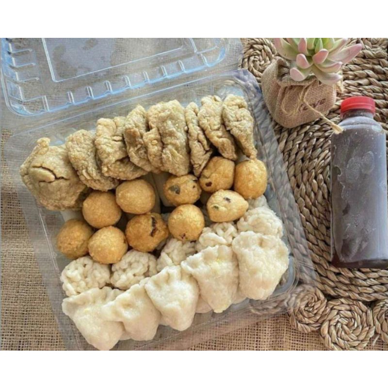 

pempek kecil campur