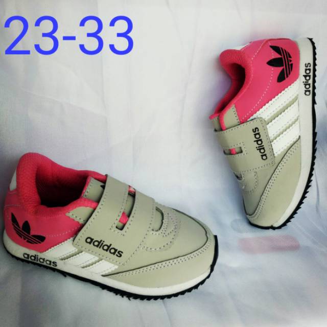 Sepatu adidas anak/sepatu sneakers/sepatu anak perempuan