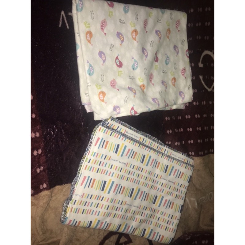 (harga SATUAN nett) bedong/swaddle velvet junior PRELOVED