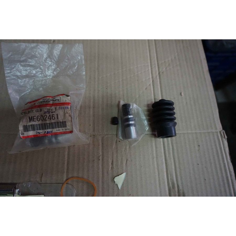 Kit Isi Master Kopling Bawah Mitsubishi Colt Diesel PS 120 FE-119