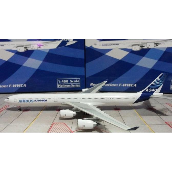 ***COD** Diecast Pesawat A340-600 House Phoenix 1:400