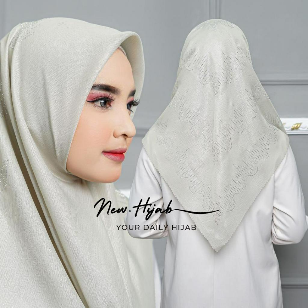 JILBAB PESTA PAYET SWAROVSKI / JILBAB SEGI EMPAT PAYET MEWAH / KERUDUNG PESTA PAYET AZARA / HIJAB SEGIEMPAT PAYET SWAROVSKI