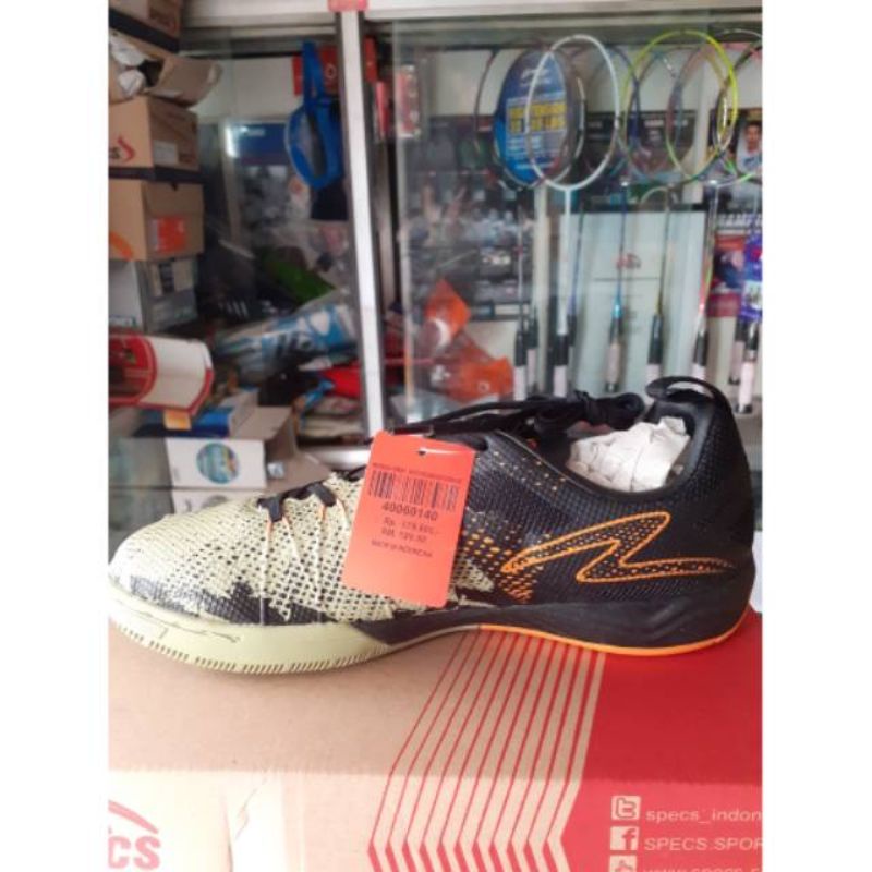 sepatu futsal specs metasala combat