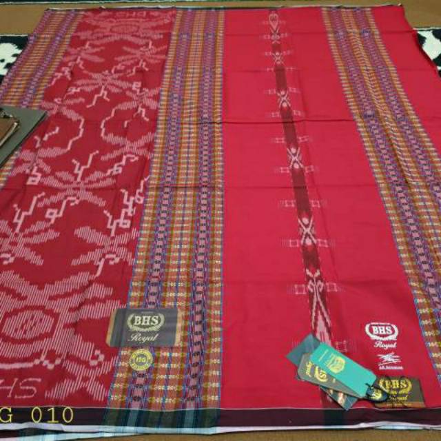 BHS ITG GOLD Ikat Timbul Gambiran
Royal Gold
Sutera Mercerized Alisha Sarung  Sarung Branded