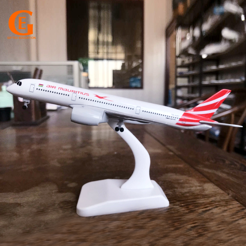 Mauritius A350 Model Pesawat Airbus 350 Diecast Bahan Metal Ukuran 16CM / 20CM