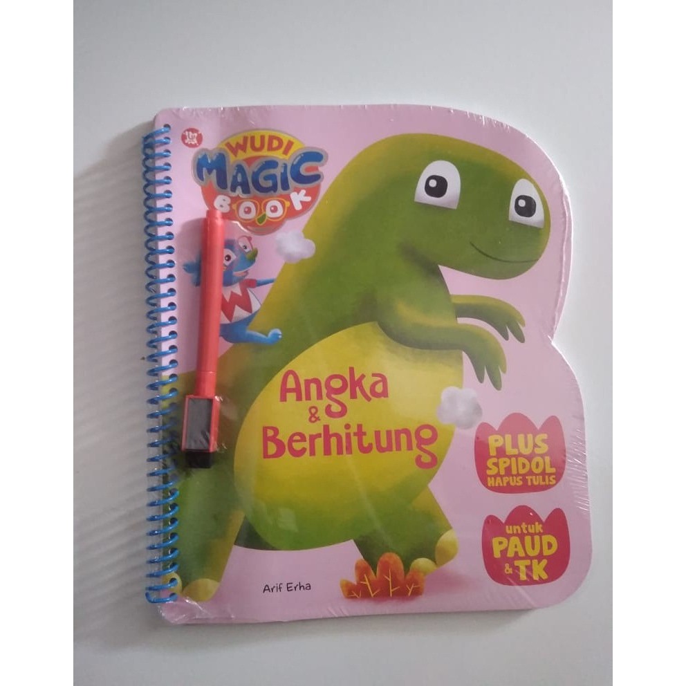 

Wudi Magic Book Angka Dan Berhitung plus spidol hapus tulis. AGRO