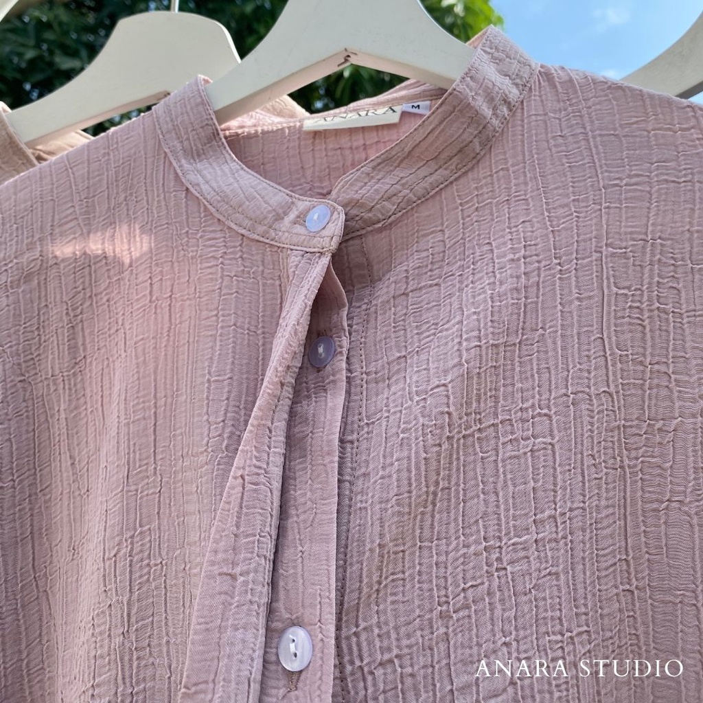 Maggie Blouse | Kemeja Wanita Lengan Panjang