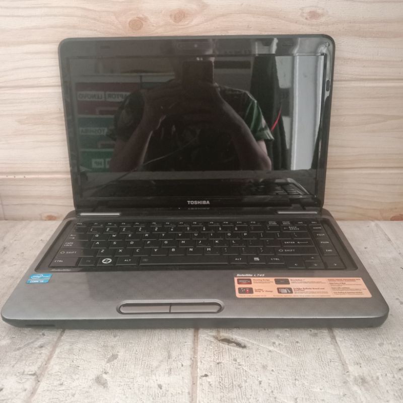 LAPTOP TOSHIBA L745 i5-2450M4GB/320GB SECOND