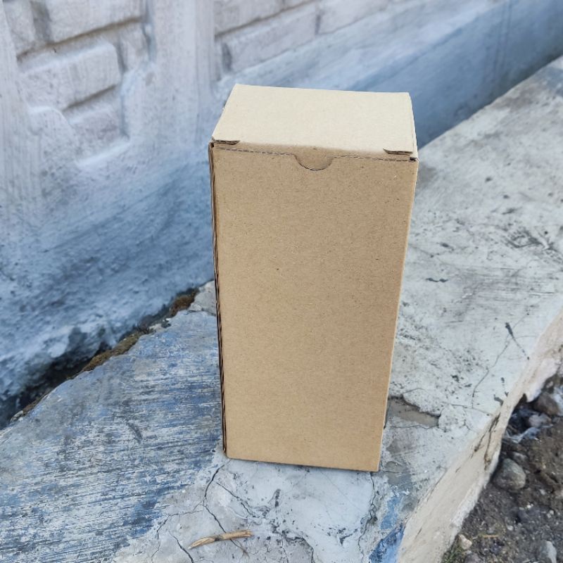 

KARDUS BOX KARTON POLOS UK 10x8x23 CM KARDUS PACKING MADU