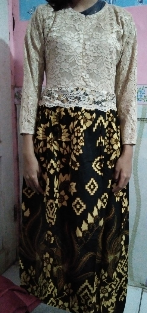 Maura Couple - Sania Ruffle Batik Couple Namira _ Couple Batik 2564 Sumber Urip