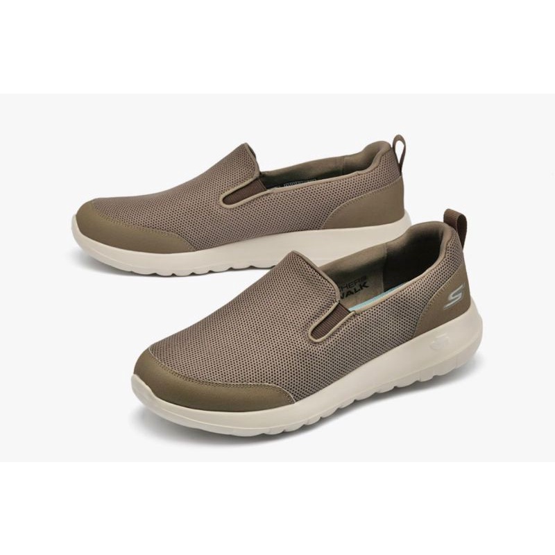 sketchersfor men
