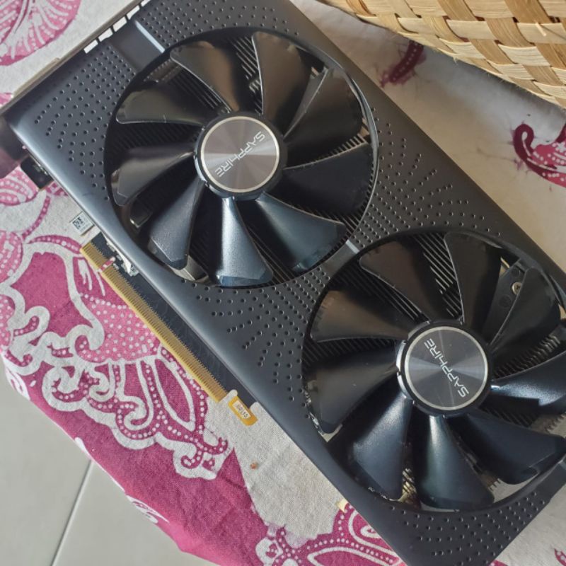 Vga rx 570 4gb merk sapphire