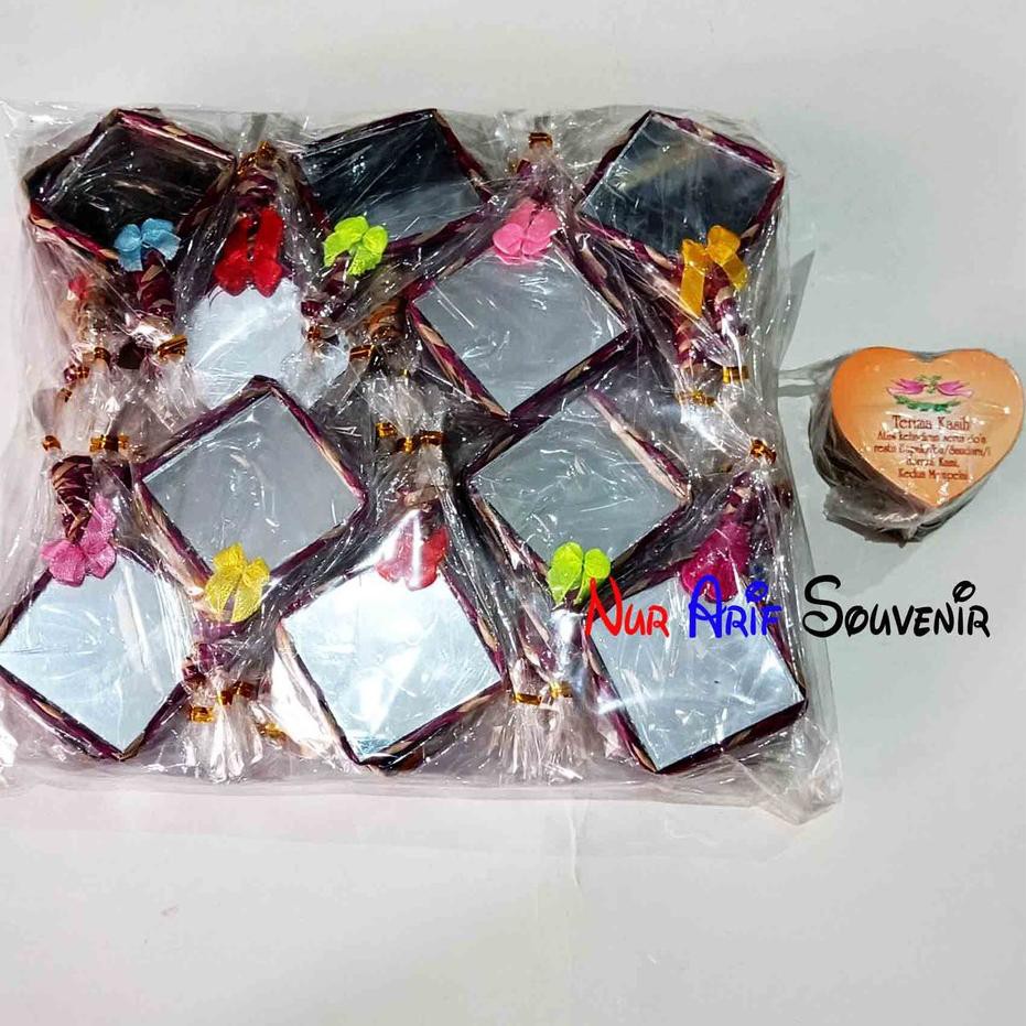 

souvenir kaca Kotak (1 pak isi 50 pc) ✅ GFT