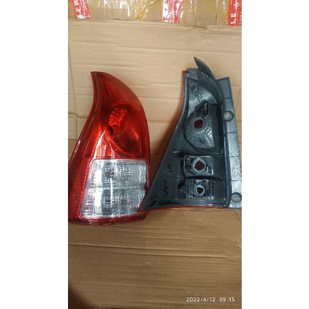 lampu stop avanza 2012-2014