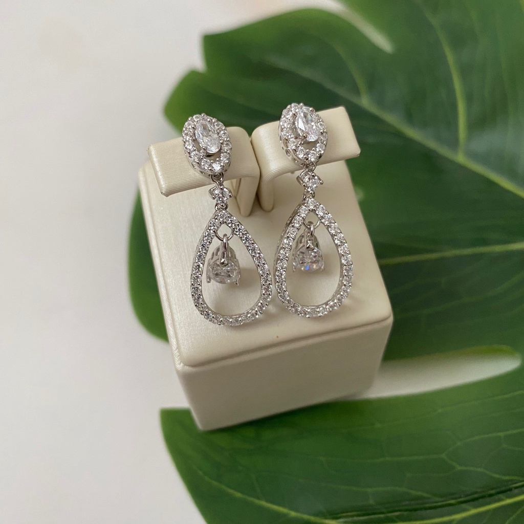 Anting Gantung Emas Putih 17K Kadar 750 75% Zircon Dangling 6.85 Gram