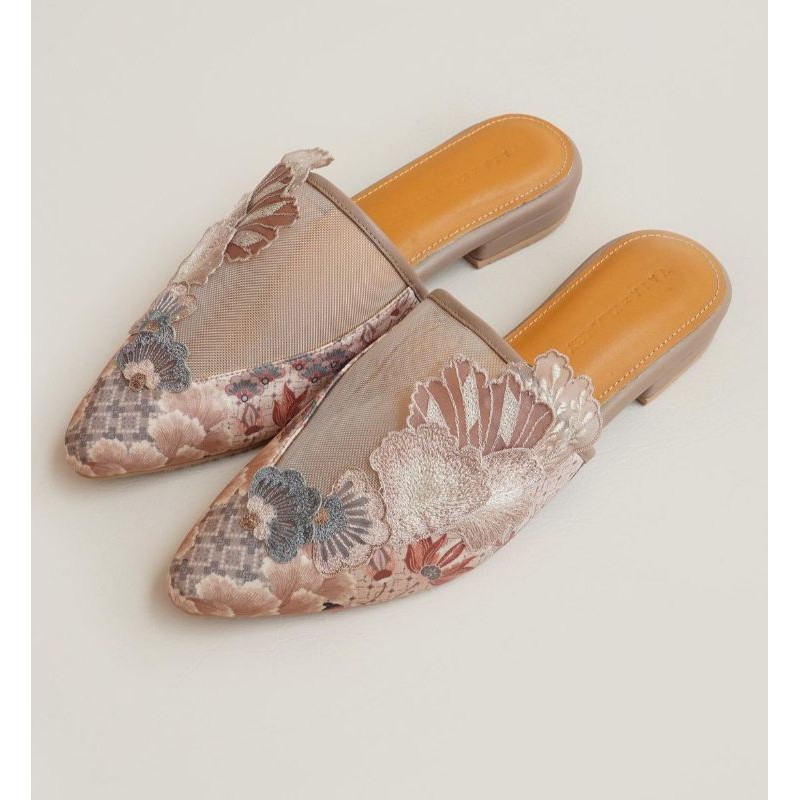 CLAUDIA MULES ENDLESS SEA SIZE 39 BY VAIA X WEARING KLAMBY