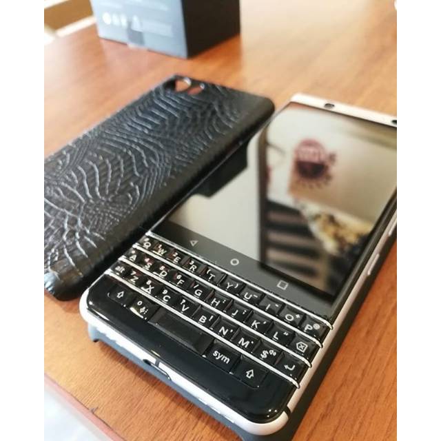 Second Blackberry Keyone silver mulus 99% like new