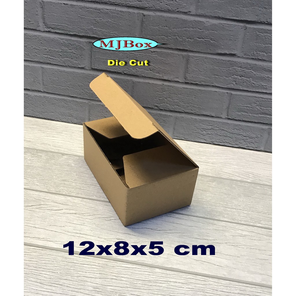 

Kardus box 12x8x5 cm Kotak DIECUT