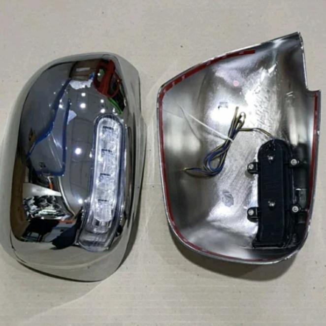 Cover Spion Chrome + Lampu Sein Mobil Innova 2005-2011