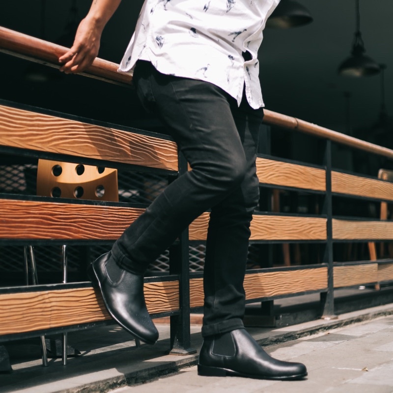 Sepatu Boots Kulit Asli - Vigos Castle Black