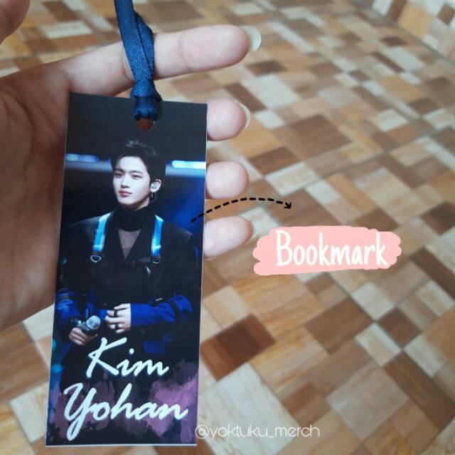 

Bookmark custom (Pembatas buku KPOP, 1D, SHAWN, X1, BTS, NCT, ITZY)