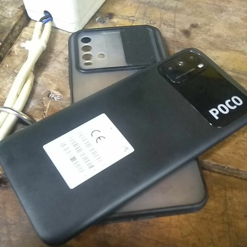 handphone PoccoM3