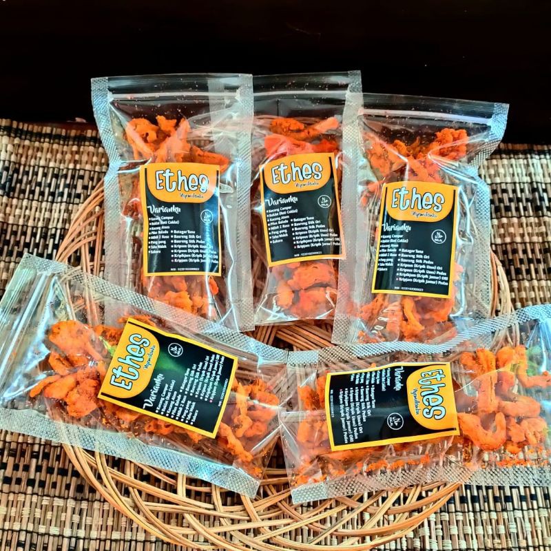 

ETHES KRIPJAM (KRIPIK JAMUR)PEDAS 25GRAM