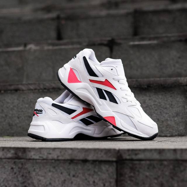 Reebok aztrex white list red black original