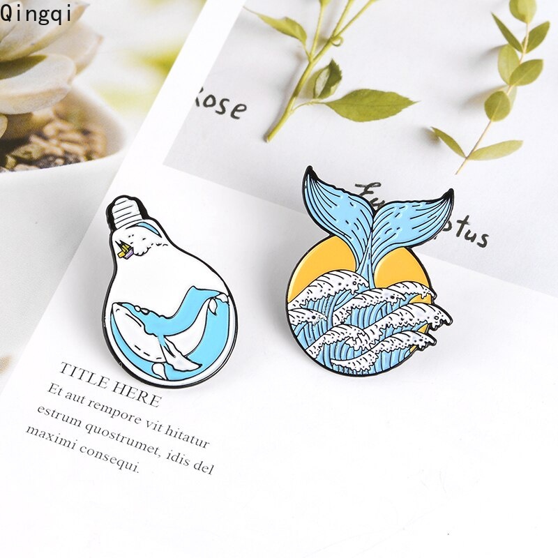 Bros Pin Enamel Bentuk Ikan Paus Kartun Untuk Hadiah Teman