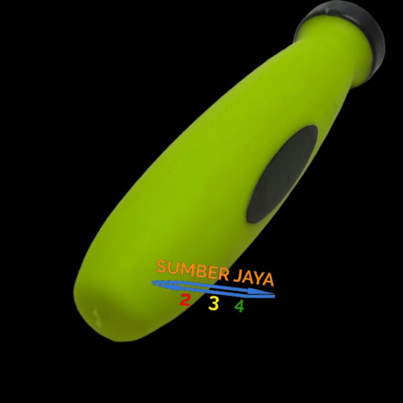 KIKIR SEGITIGA / KIKIT SEGITIGA PEGANGAN PLASTIK TERMURAH NO. 3