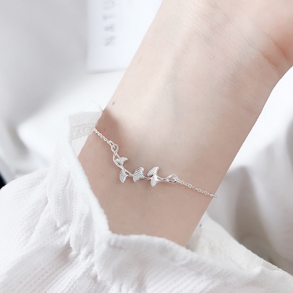 Gelang Rantai Desain Daun Ginkgo Biloba Warna Silver Untuk Pasangan