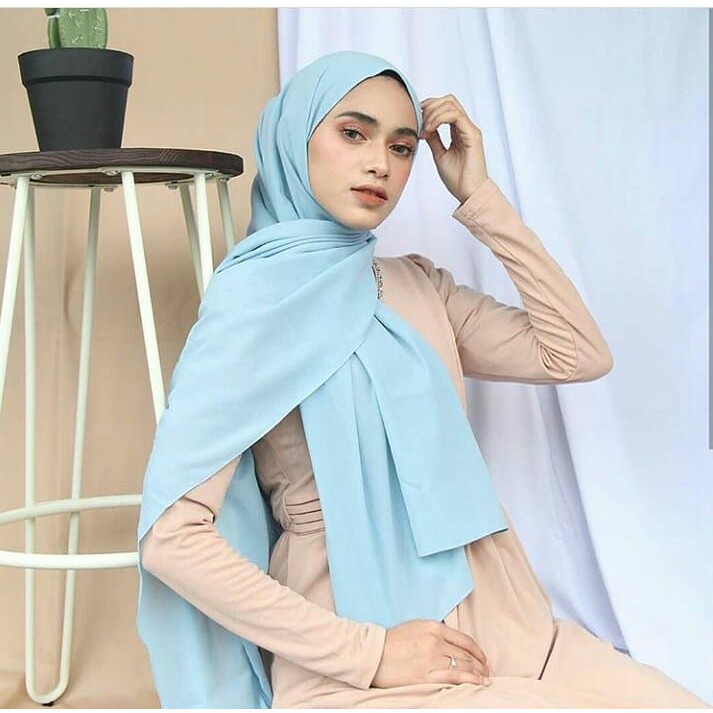 Pashmina Biru Muda | Pashmina Polos | Hijab Polos | Hijab Diamond