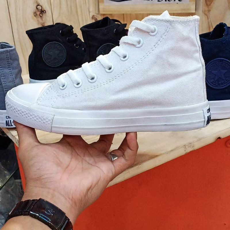 Sepatu Sneakers Pria Casual Keren Sepatu Sekolah Wanita Pria Sepatu Sekolah Hitam All Star Tinggi