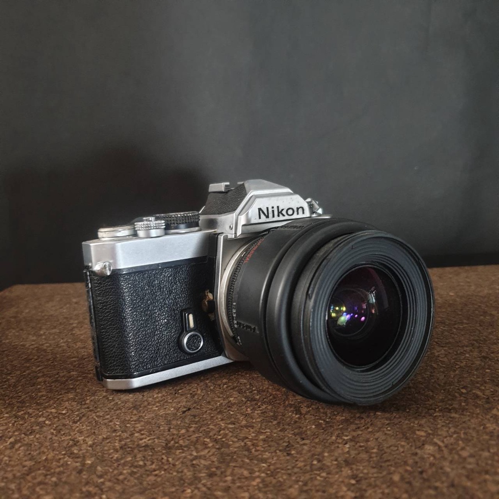 NIKON FM-2 +LENSA TAMRON 24 -70 MM F 3.3-5.8  LIKE NEW  KAMERA FILM KAMERA ANALOG