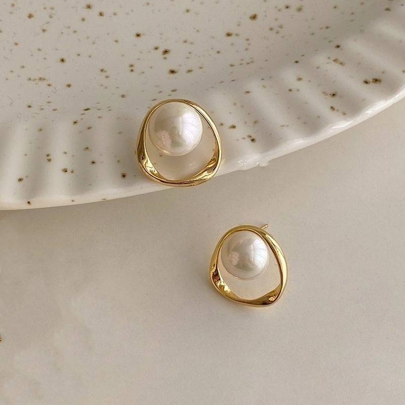 Anting Stud Desain Geometri Aksen Mutiara Gaya Korea Untuk Wanita