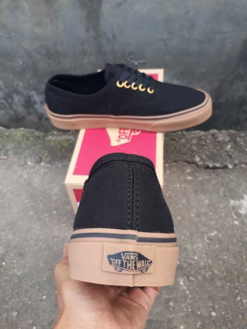 SEPATU PREMIUM BNIB MADE IN CHINA WAFFLE DT VANS AUTHENTIC BLACK/GUM UNISEX 37/38/39/40/41/42/43/44