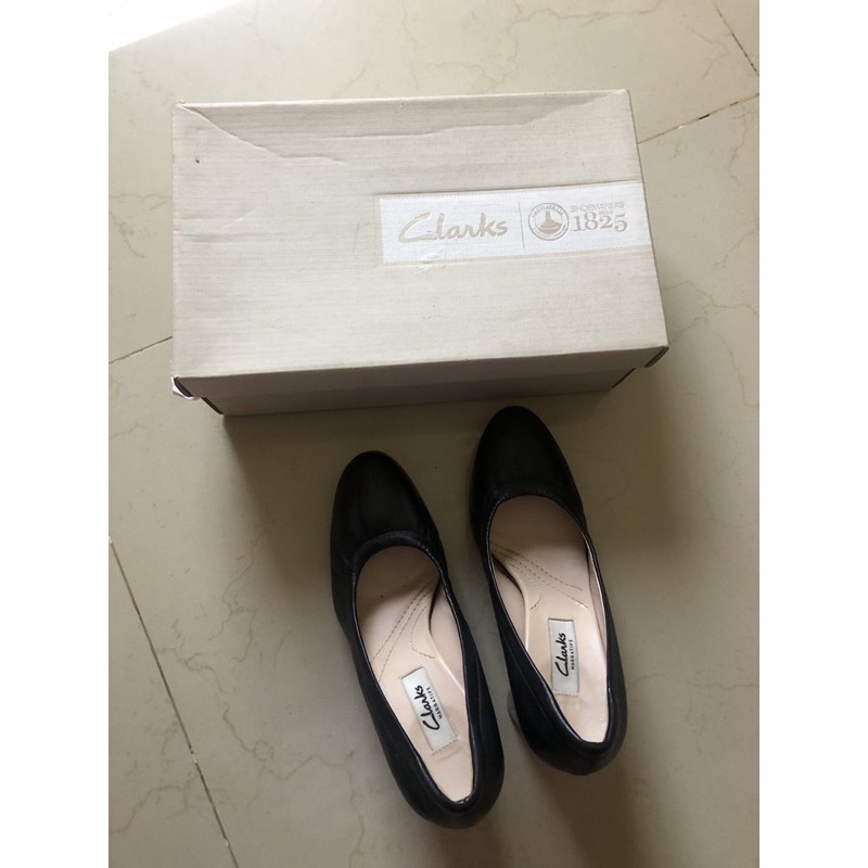 Sepatu wanita - heels wanita - sepatu hak tinggi - clarks original