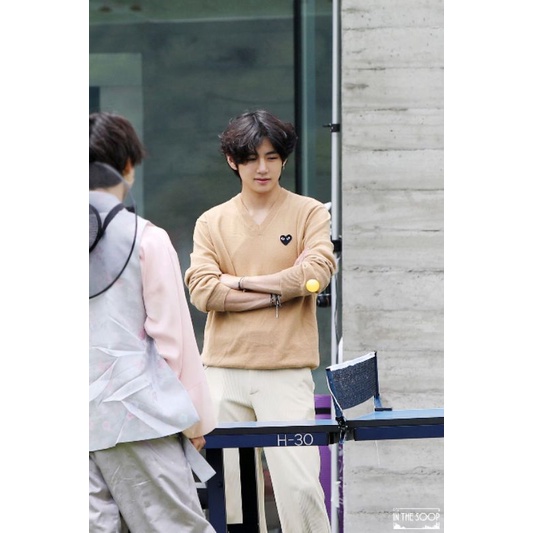 Sweater Taehyung/V BTS