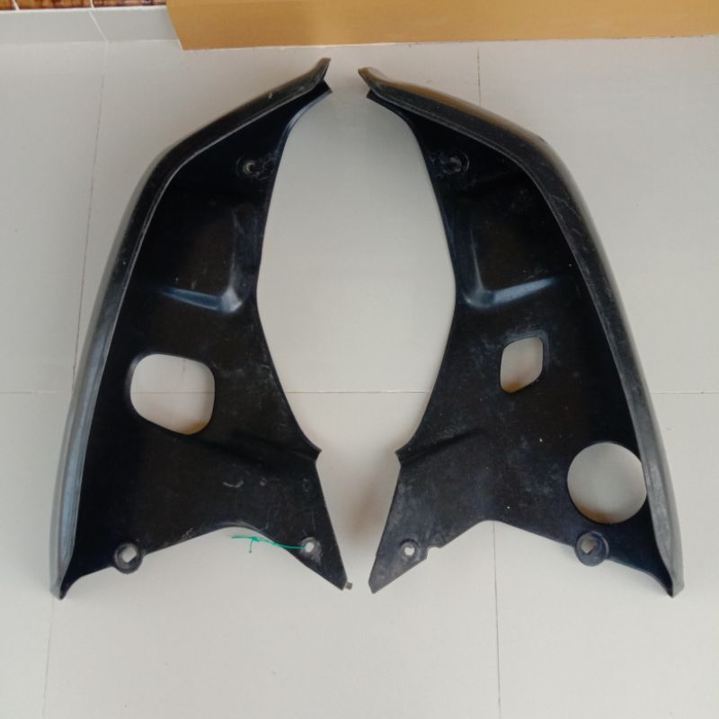 Sayap Honda Astrea Grand Legenda Impressa kanan Kiri. Original. Seken bekas copotan motor