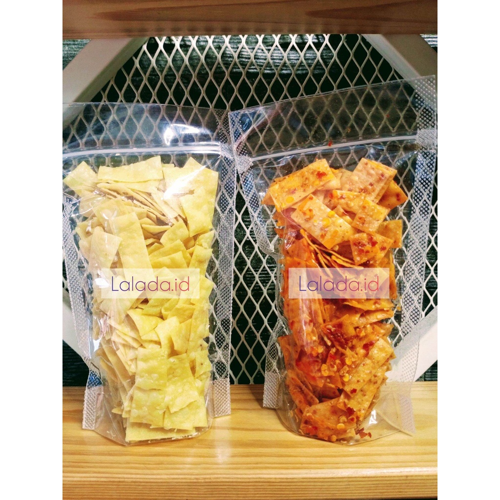 

CEmilan pedas gila gratis ongkir/paket lengkap/PAKET SEBRING PANGSIT campur rasa/KERIPIK pangsit PEDAS/pangsit pedas daun jeruk/keripik pangsit/kearupuk pangsit/kerupuk seblak/kulit pangsit murah/ basreng rajangemil17/TAKJIL BUKA PUASA/KUE LEBARAN